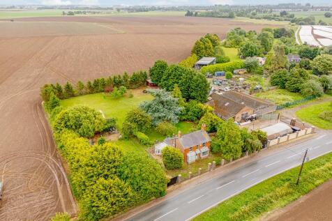 Gosberton Road, Surfleet 3 bed detached house for sale