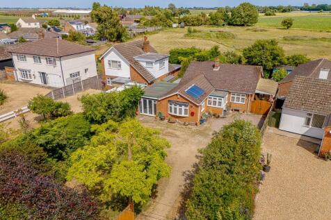Seas End Road, Moulton Seas End... 3 bed detached bungalow for sale