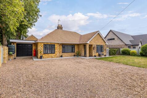 Broadgate, Weston Hills, Spalding 3 bed detached bungalow for sale