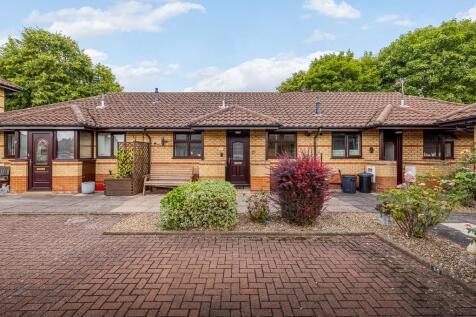 Leiden Fields, Spalding 1 bed terraced bungalow for sale