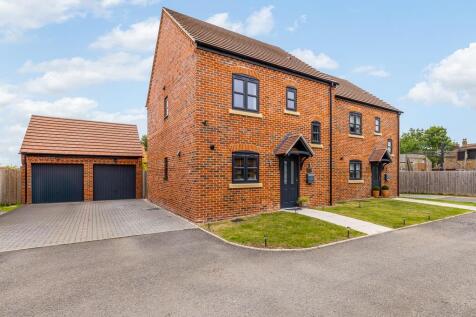 Cornelius Close, Moulton Chapel... 3 bed detached house for sale