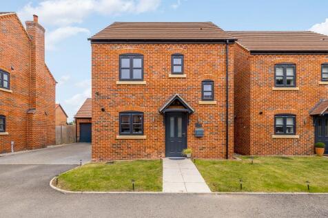 Cornelius Close, Moulton Chapel... 3 bed detached house for sale