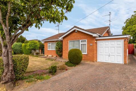 Mansell Close, Spalding 2 bed detached bungalow for sale