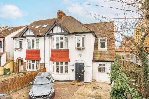 5 bedroom semi-detached house for sale