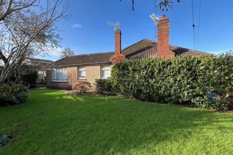 The Causeway, Congresbury 3 bed detached bungalow for sale