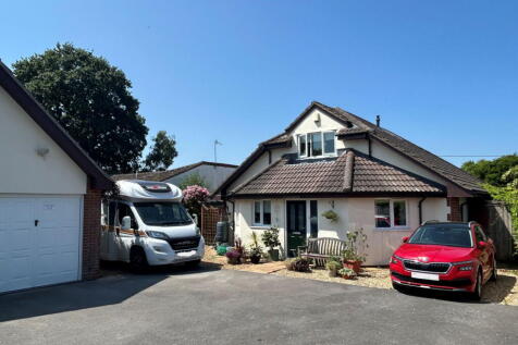 Front Street, Churchill 5 bed detached house for sale