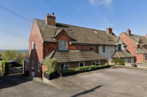 Smiths Close, Rodney Stoke, Between... 4 bed semi