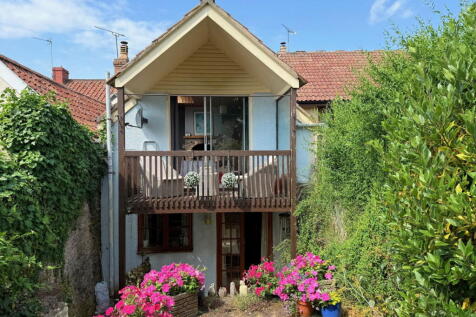 Walnut Cottage, Moorland Street... 2 bed terraced house for sale