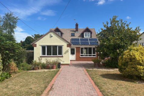 The Drive, Churchill 4 bed detached bungalow for sale