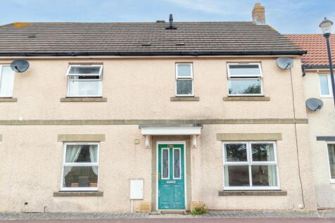 Cedern Avenue, Elborough... 4 bed terraced house for sale