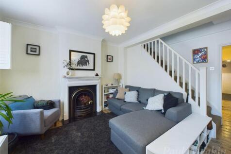 Lower Coombe Street, Croydon 2 bed terraced house for sale