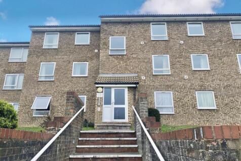 Montana Close, South Croydon 2 bed apartment for sale