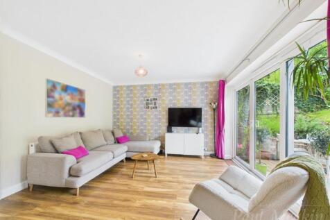 Coombe Wood Hill, Purley 2 bed detached bungalow for sale