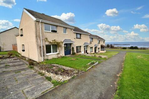 5 bedroom end of terrace house for sale