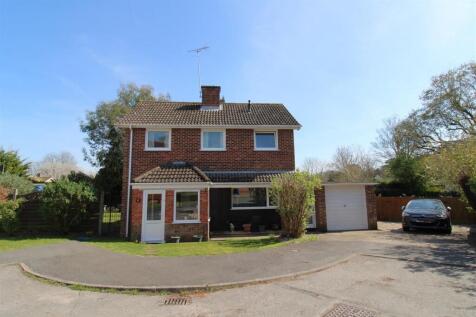 Caulfield Close, Bury St. Edmunds IP33 3 bed detached house for sale