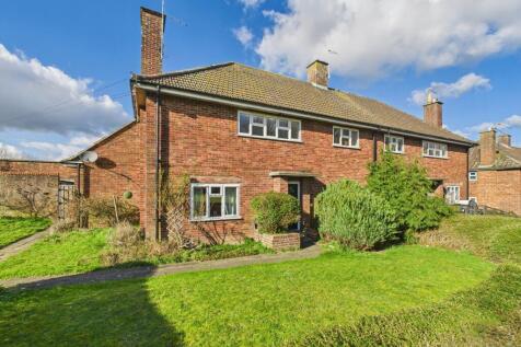 2 bedroom maisonette for sale