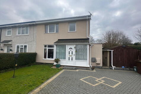 Wharfedale Road, Corby NN17 3 bed semi