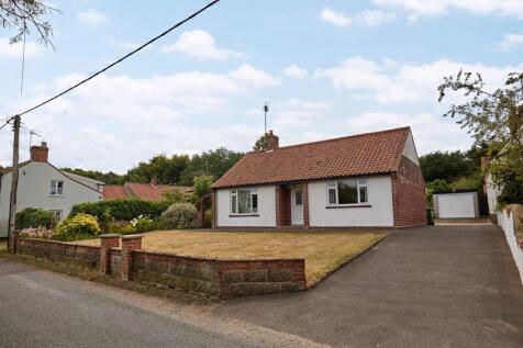 17 Croxton Road, Fakenham NR21 2 bed detached bungalow for sale