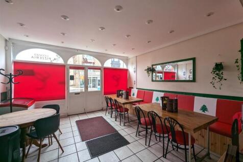 Scarborough, North Yorkshire 3 bed flat for sale