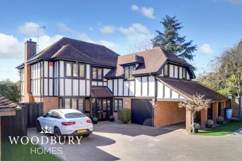 5 bedroom detached house for sale
