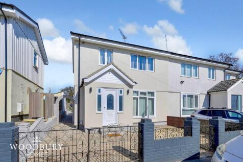 4 bedroom semi-detached house for sale