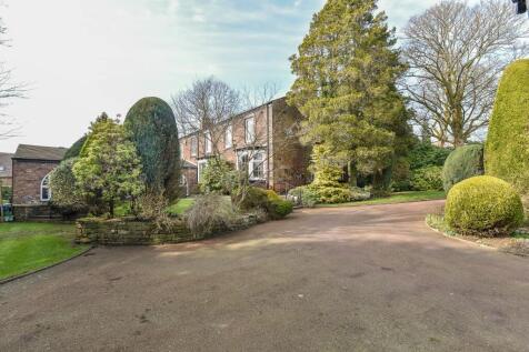 Clay Lane, Rochdale, OL11 5 bed detached house for sale