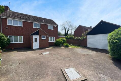 Cottesmore Avenue, Oadby, LE2 4 bed detached house for sale