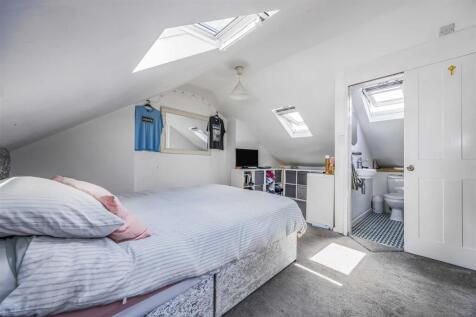 Ophir Road, Portsmouth PO2 4 bed house for sale