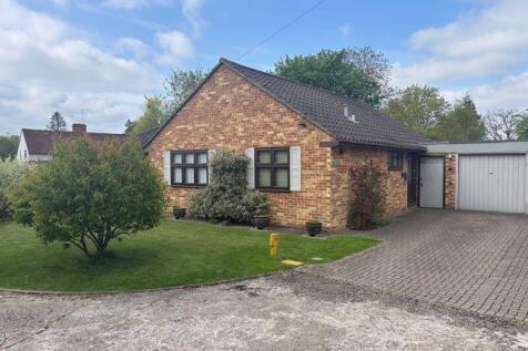 Penn Meadow, Stoke Poges 3 bed detached house for sale