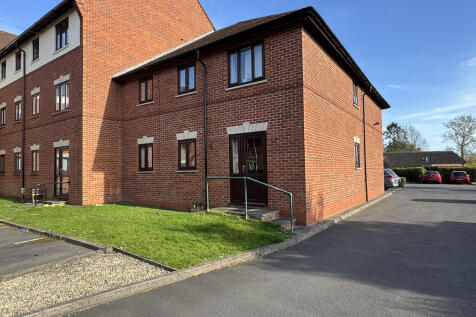 New Street, Ledbury 2 bed retirement property for sale