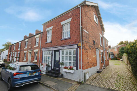 Church Street, Weaverham, Cheshire, CW8 2 bed end of terrace house for sale