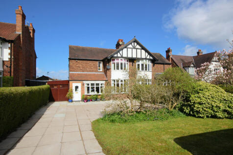 Chester Road,  Hartford, CW8 3 bed semi