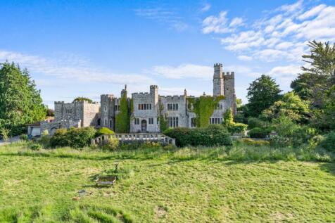 Chilton Polden, Somerset 8 bed detached house for sale