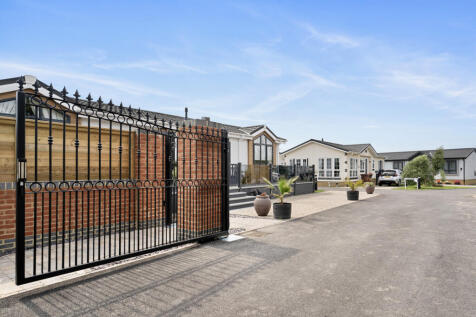 Pevensey, East Sussex, BN24 2 bed park home for sale