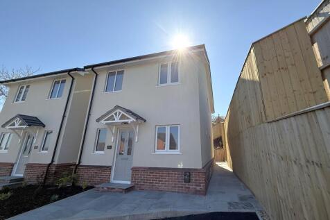 Chickerell Road, Weymouth 3 bed detached house for sale