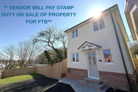 Chickerell Road, Weymouth 3 bed detached house for sale