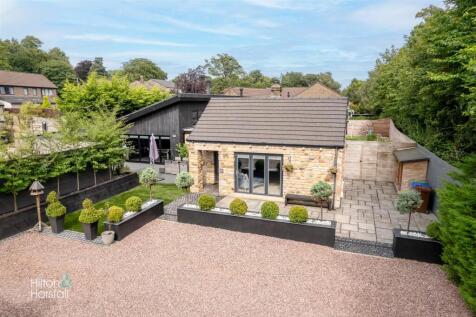 4 bedroom detached bungalow for sale