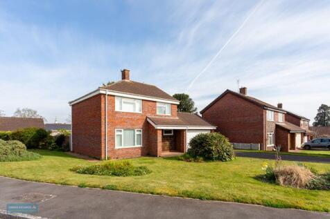 GRANGE CLOSE, WELLINGTON 4 bed detached house for sale