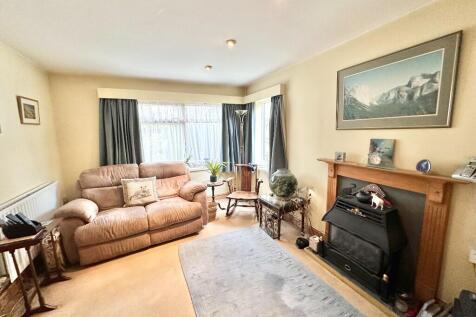 Tarbolton Crescent, Altrincham WA15 3 bed link detached house for sale