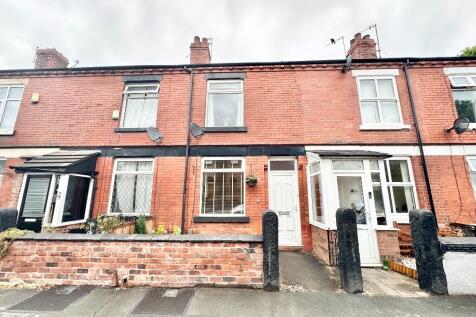 Roebuck Lane, Trafford M33 2 bed terraced house for sale