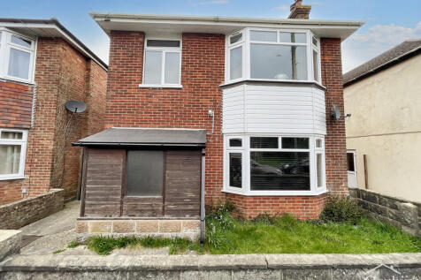 Columbia Road, Bournemouth, BH10 4 3 bed detached house for sale
