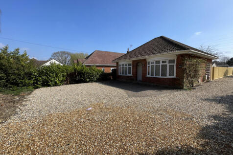 Wheelers Lane, Bournemouth, BH11 9 2 bed detached bungalow for sale