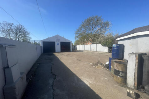 Shelbourne Road, Bournemouth, BH8 8 Garage for sale