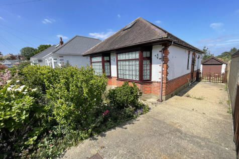 Minterne Road, Bournemouth, BH9 3 3 bed detached bungalow for sale