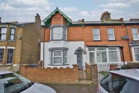 Downs Road, Deal, CT14 3 bed end of terrace house for sale