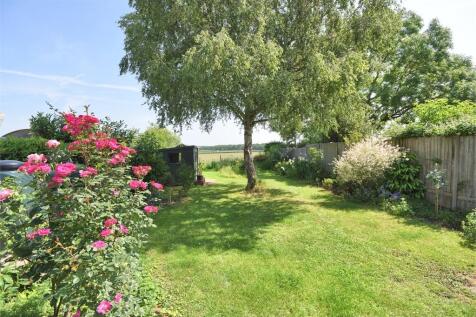 Oak Tree Cottages, Grendon Underwood... 3 bed semi