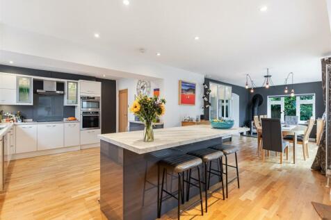 Townstal Pathfields, Dartmouth 5 bed detached house for sale