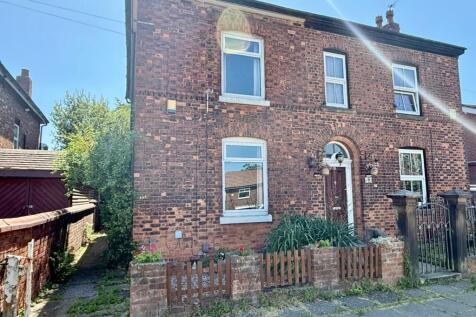 2 bedroom semi-detached house for sale