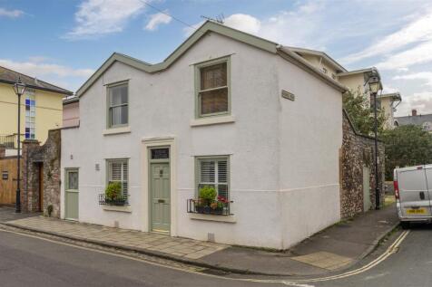 Mortimer Road, Clifton, Bristol, BS8 2 bed cottage for sale