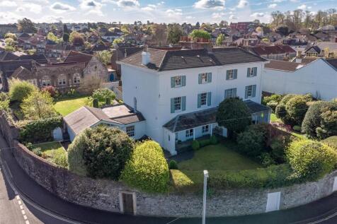 5 bedroom house for sale